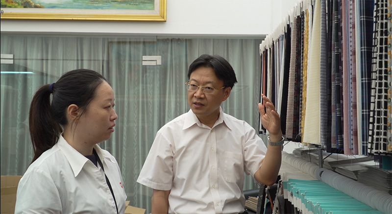 The Chairman of Quanlong Group gives instructions